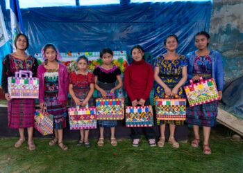 Bordando identidad y futuro en Tzanixnam