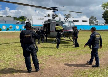 Decomisan cargamento de posible cocaína en Nahualate, Suchitepéquez