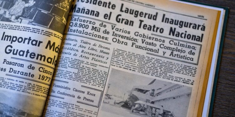 La inauguración del Teatro Nacional a través de los diarios de la época