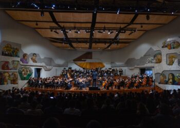 ¡Sala llena! Una noche con Bach, Tchaikovsky y Brahms