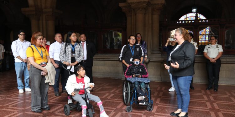 Sede del Mingob recibe visita de Embajadoras de Fundabiem