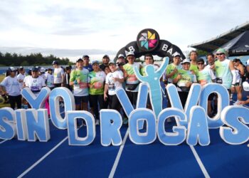 Carrera policial fomenta una vida libre de drogas