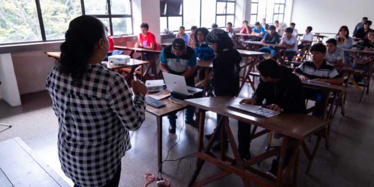 Inauguran Semana de la Plástica Guatemalteca