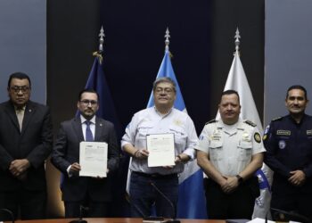 Ministerio de Gobernación firma convenio interinstitucional con la Superintendencia de Administración Tributaria