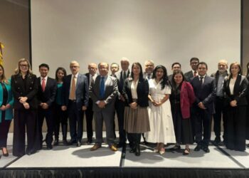 La Embajada de Guatemala en Colombia promueve oportunidades de inversión en el sector energético