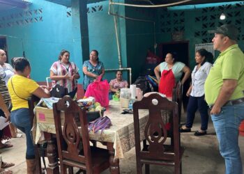 Fortalecen la autonomía y el liderazgo comunitario con capacitación a mujeres en Ocós