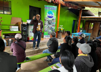 Mejoran capacidades de productores de tomate de San Marcos
