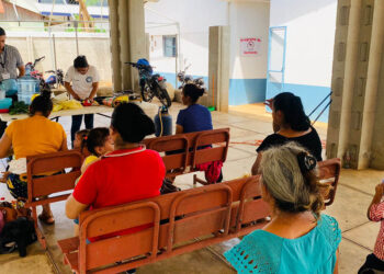 Mujeres son capacitadas para mejorar su alimentación con productos locales