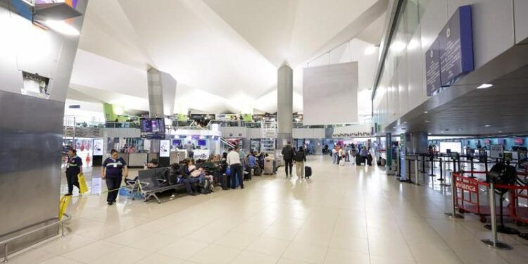 El Aeropuerto Internacional La Aurora continúa operando con normalidad