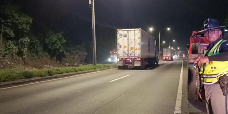 Provial contribuye con la habilitación de 14 tramos afectados por sismos