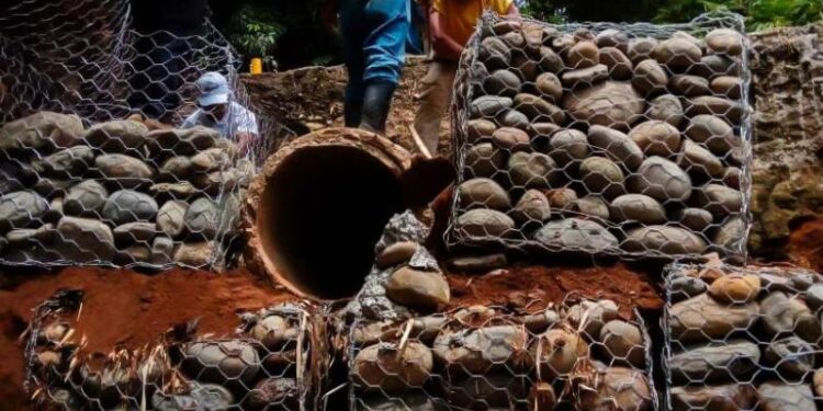 CIV alcanza 85 % de avance en reparación de carretera afectada por lluvias