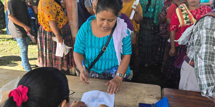 Reconocen con alimentos el esfuerzo rural en Zacapa, Izabal y Chiquimula