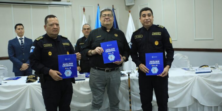Subdirección General de Investigación Criminal-PNC, implementa guía de análisis