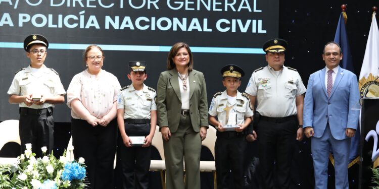 Niño es electo como Director General de la Policía Nacional Civil para el período 2025-2026