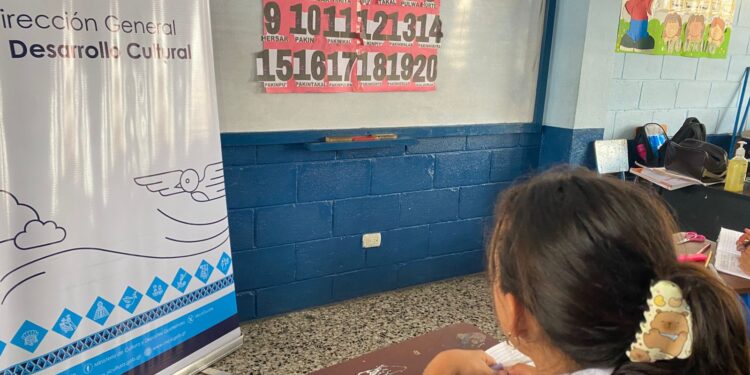 El Ministerio de Cultura y Deportes promueve y fomenta los idiomas nacionales