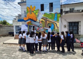 Sanarate se llena de color con el taller “Muralizando valores y raíces”