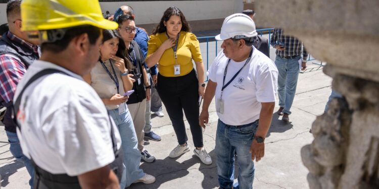 Inspeccionan el Palacio Nacional de la Cultura tras liberación de su perímetro para evaluar daños patrimoniales