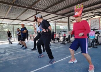 Zumba con estilo creatividad y ritmo en los Campos del Roosevelt