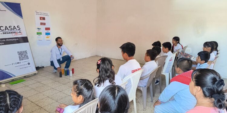 Ceremonia Maya en Jalapa: Casa de Desarrollo Cultural explica significado de velas y tradiciones ancestrales
