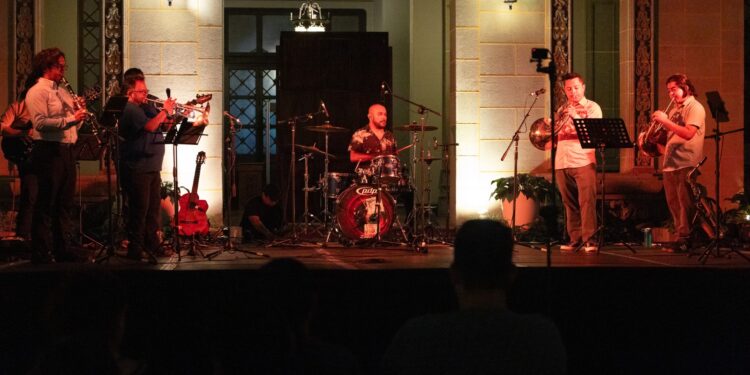 “Toques desde el Guacamolón” resuena en el Palacio Nacional con el Jazz Fusión de Armando Bandas