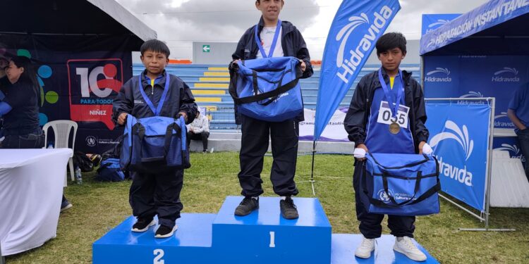 El Futuro de Guatemala Corre: Jóvenes atletas conquistan Campo Traviesa