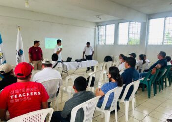 Agricultores retaltecos inician formación en producción agropecuaria y alimentación