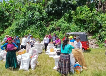 Asistencia alimentaria llega a familias afectadas por la construcción de Hidroeléctrica Chixoy