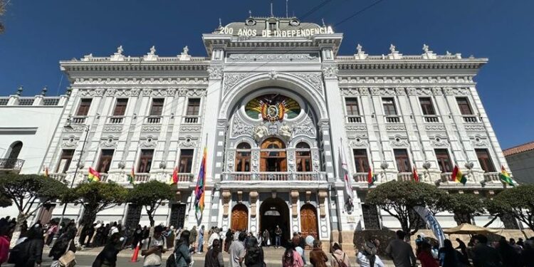Guatemala participa en acto conmemorativo por el Bicentenario de la Independencia de Bolivia