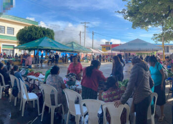 Economía de Quiché se fortalece al celebrar la Feria del Agricultor