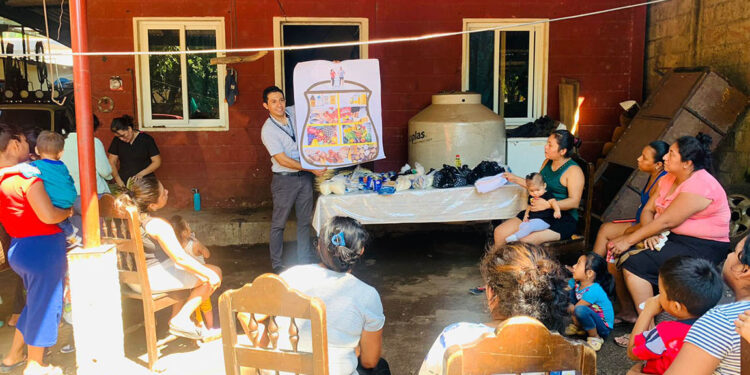 En Retalhuleu promueven el uso adecuado de alimentos y recetas saludables