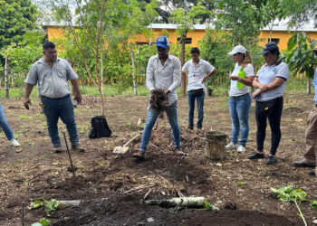 En Suchitepéquez promueven conservación de suelos y recursos naturales