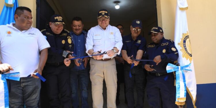 Habilitan nueva subestación policial en Champerico, Retalhuleu