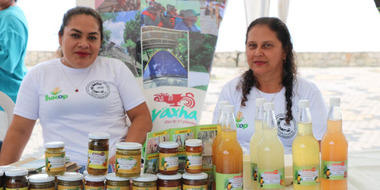 Santa Elena recibe a cooperativistas