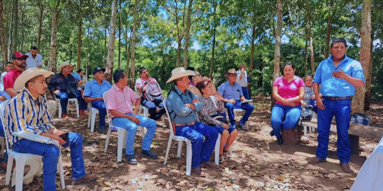 Trabajando en el territorio con productores de Jutiapa