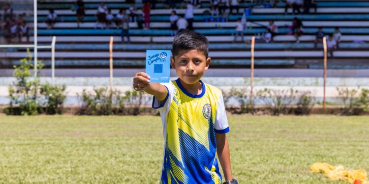 ¡Golazo por la niñez! Quetzaltenango se anota un triunfo con 15 escuelas de fútbol gratuitas