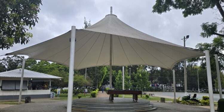Disponibilidad de carpas gratuitas para eventos en el Centro Deportivo y Recreativo Campo Marte