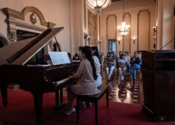 El Encuentro de Pianistas de Guatemala fomenta la práctica consciente y el rescate sonoro