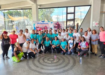 Clases de gimnasia, baile y yoga para adultos mayores: Programa gratuito en el Parque de la Paz, zona 21