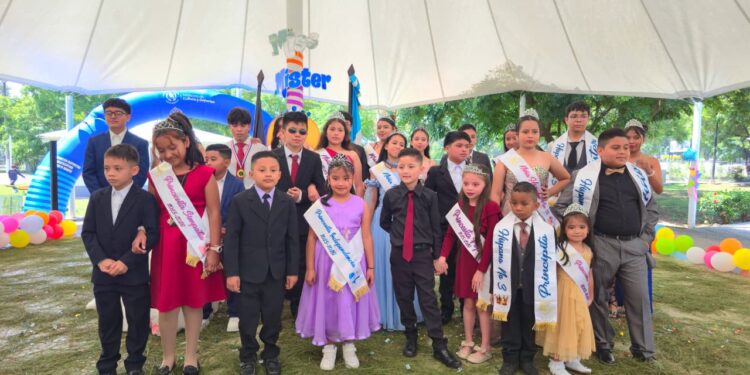 Coronan a Miss y Míster Hispano 2025 en el Campo Marte