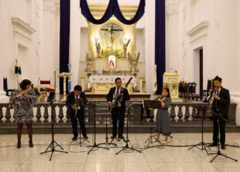 Concierto inaugural del Quinteto Xocomil en el Templo de La Recolección, Guatemala