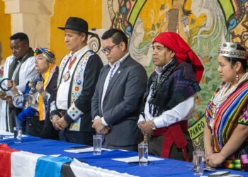 Líderes originarios de cinco continentes se reúnen en Guatemala para fortalecer su identidad y derechos
