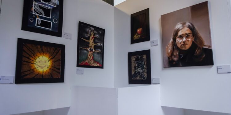 Una exposición en el Palacio Nacional te invita a descubrir el talento de futuros artistas de la ENAP