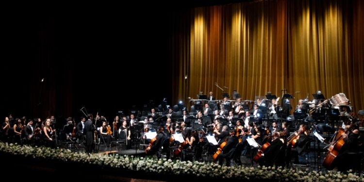 La OSN cautiva con música eslava en el Centro Cultural Miguel Ángel Asturias