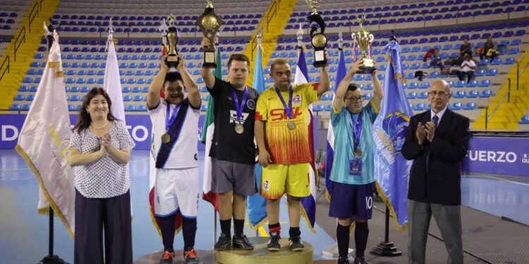 Con el alma en la cancha, Futsal Down Guatemala consigue el segundo lugar