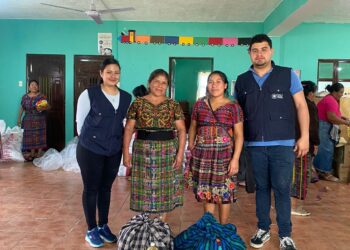 Familias de San Marcos y Chimaltenango reciben alimentos por iniciativas comunitarias