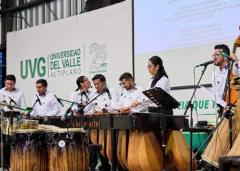 Sonoridad nuestras raíces: la Marimba de Concierto de Bellas Artes maravilla en Sololá