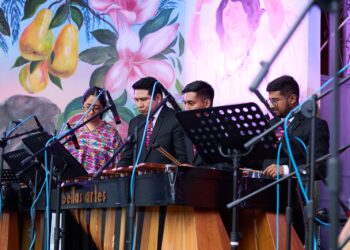 La Marimba de Concierto de Bellas Artes ofrece concierto de gala en la feria de San Bartolomé Milpas Altas