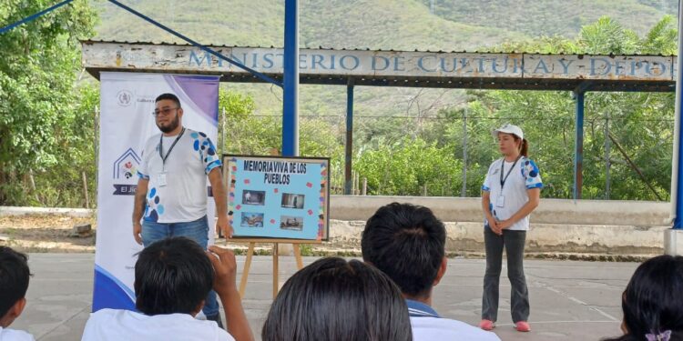 Ministerio de Cultura fomenta la tradición oral en El Jícaro con la charla “Memoria Viva”