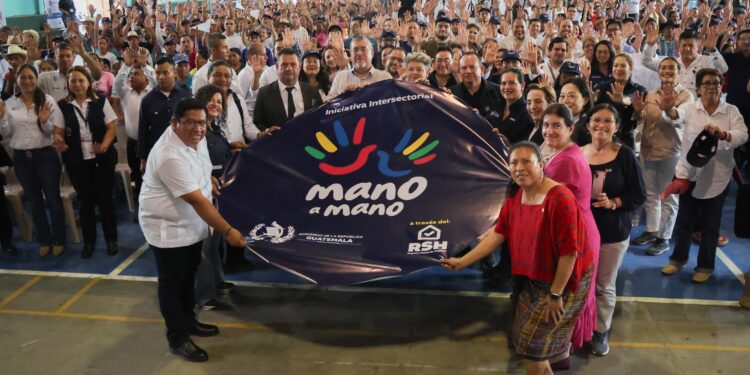 Iniciativa Mano a Mano: San Juan Ermita, tercer municipio sin pisos de tierra