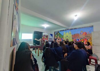 Casa de Desarrollo Cultural empodera a jóvenes en Quetzaltenango con taller sobre valores mayas